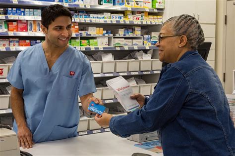 pharmacy tech walgreens training